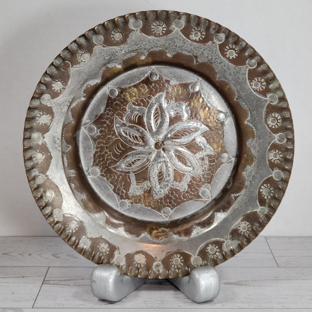 G. Papaioannou Servia Greece Hand Hammered Copper Plate 7.5" Silver Tone Stamped